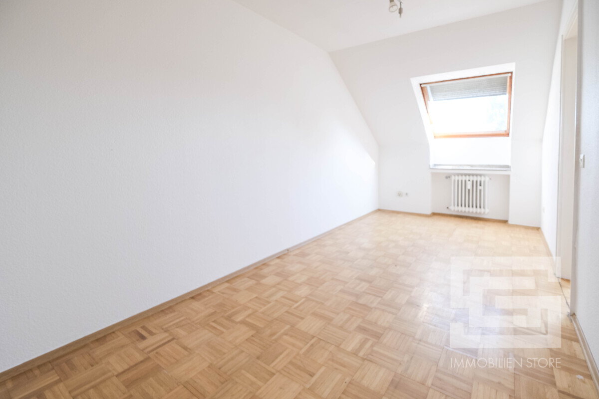 Ein weiteres Büro/ Kinderzimmer