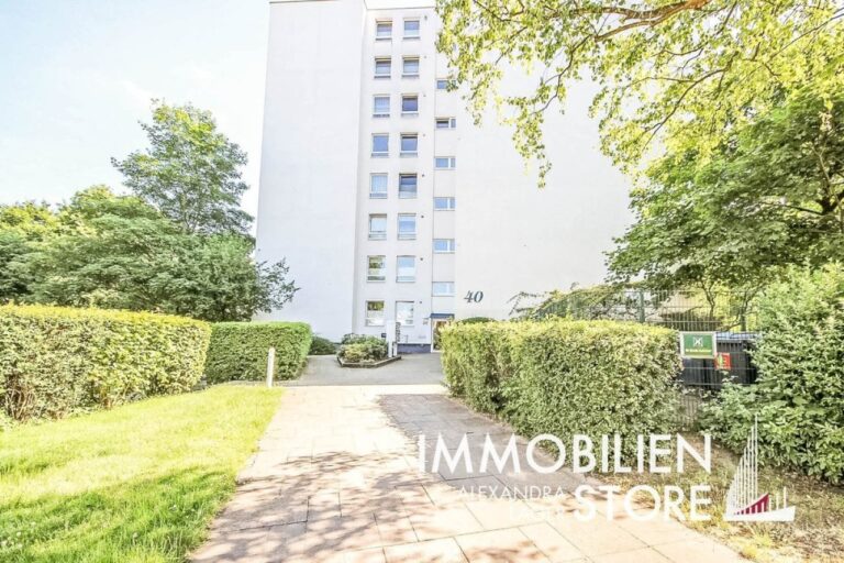 3 Zimmer Eigentumswohnung in ruhigem Mehrfamilienhaus mit Lift!
