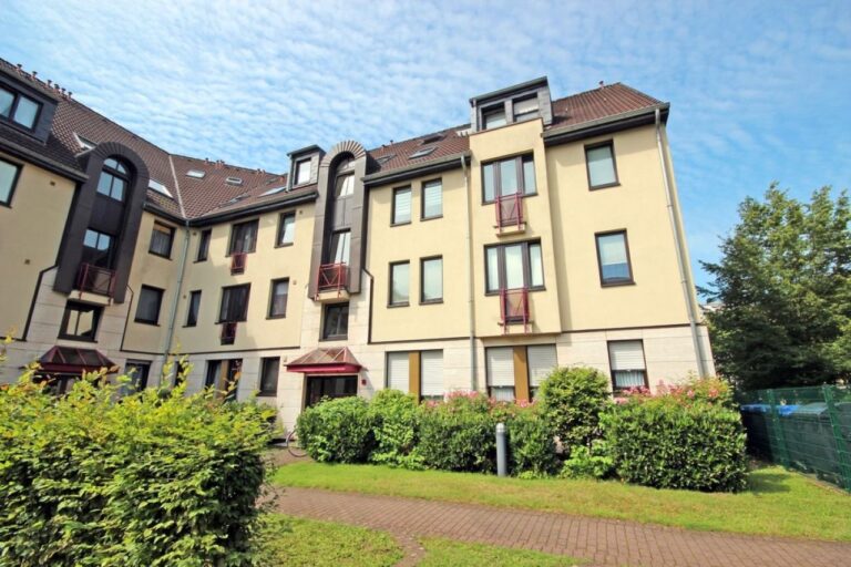 Stilvolle Bast-Bau Gartenwohnung im Österreichviertel!