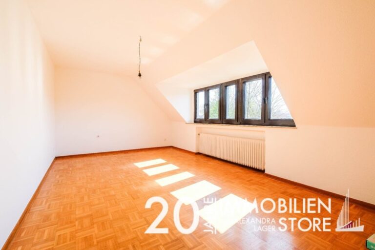 2 Zimmer Dachgeschosswohnung in Top Lage!