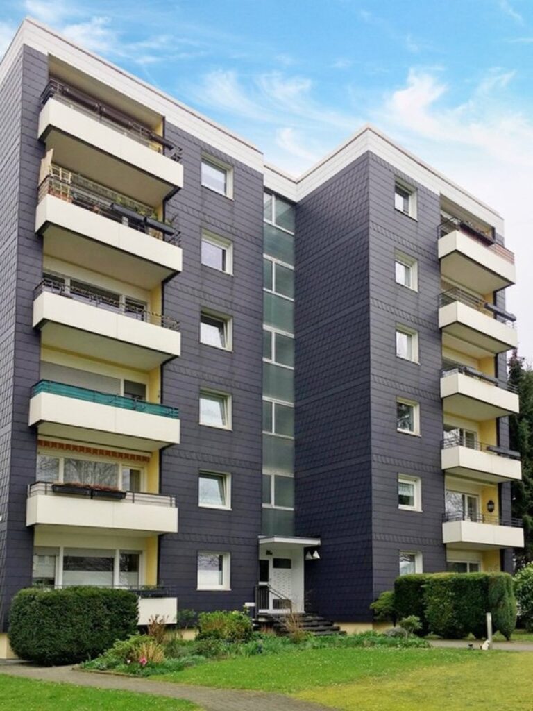 Alles neu! Stilvolle 2 Zimmer Bast Bau Wohnung mit Blick ins Grüne!