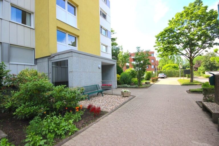 Kapitalanleger aufgepasst! Gut vermietete 2-Zimmer-Wohnung in Baumberg!