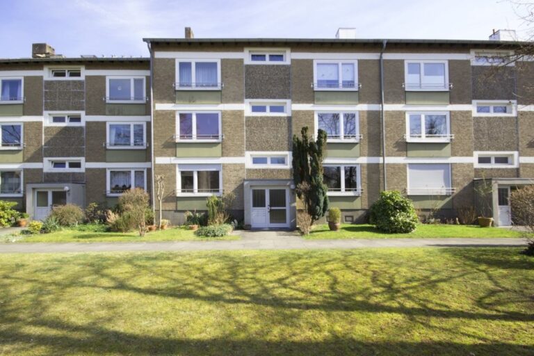 Ruhige 2-Zimmer-Wohnung in Monheim am Rhein!