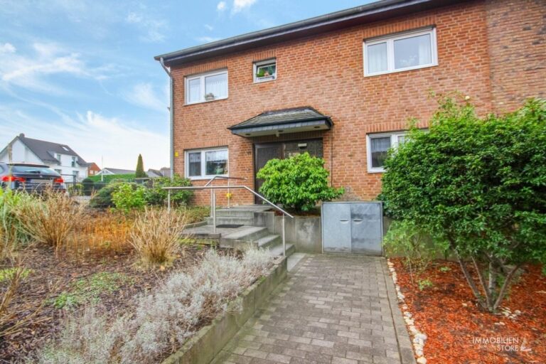 Bezaubernde 3-Zimmer-Wohnung mit Garten in Alt-Baumberg!