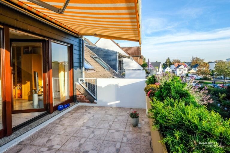 Einzigartige Galerie-Wohnung in kleiner Wohneinheit in Alt-Baumberg!
