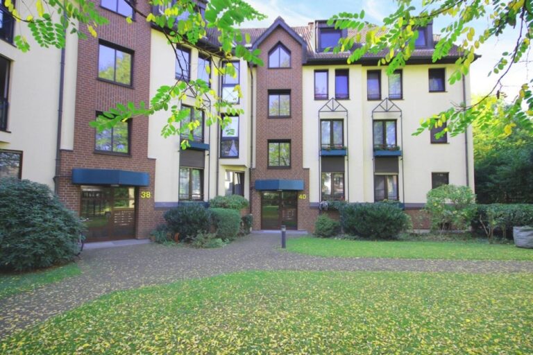Kapitalanleger aufgepasst! 2 Zimmer Bast-Bau-Wohnung – Günstig dank Erbbaurecht!