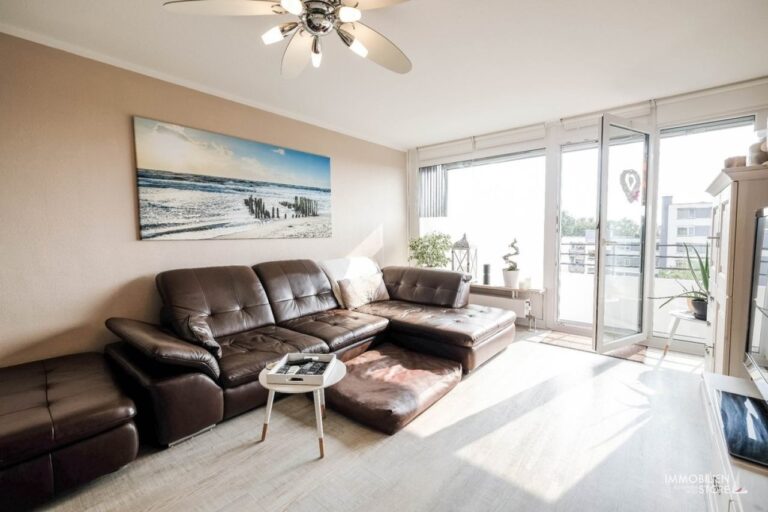 4-Zimmer-Lifestyle-Wohnung mit Weitblick in Baumberg!