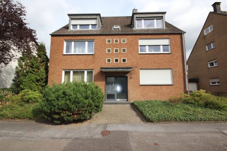 "Vis à Vis" am Rhein – 2 Zimmerwohnung in Alt-Baumberg