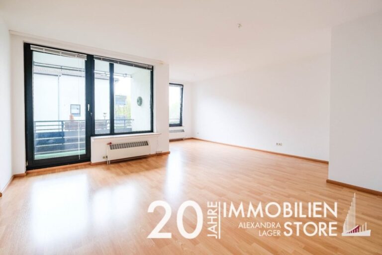 Sonnige Bast Bau Wohnung im 1. OG mit Balkon!