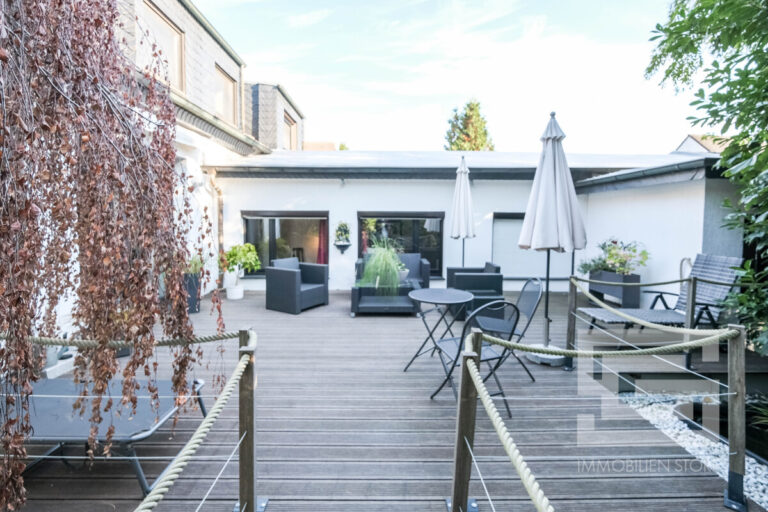 Die Terrasse